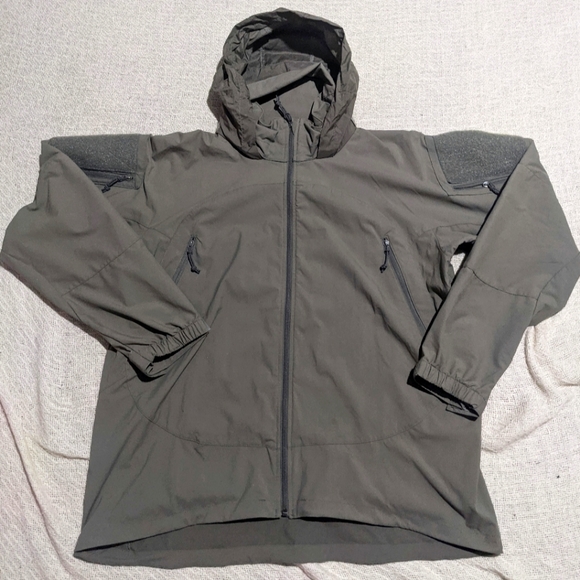 Patagonia Pcu Level 5 Softshell Jacket 